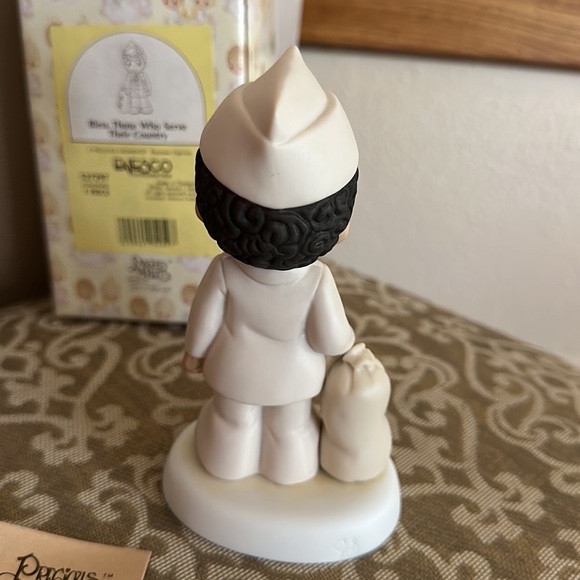 Precious Moments Army figurine honoring Those Who Serve. - Picture 4 of 4